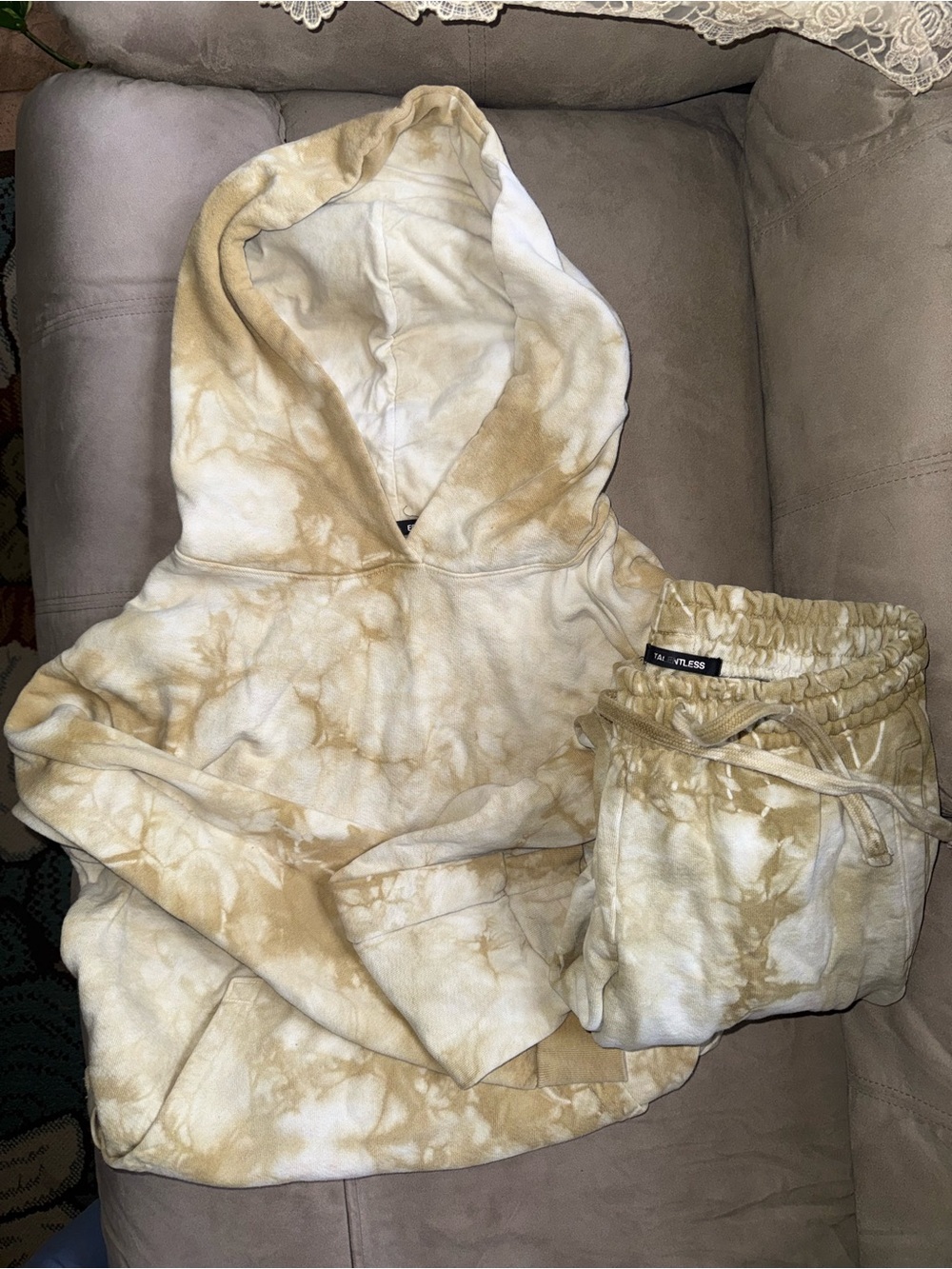 TALENTLESS Beige and White Tie-Dye Hoodie & Sweatpants Set